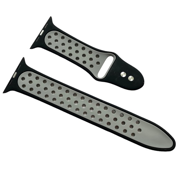 5/$20 NEW Black / Gray HOLES Silicone Sport Band Apple Watch 44/45/49 mm - Picture 4 of 8